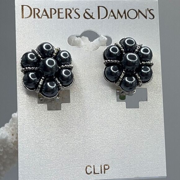 Drapers & Damons Clip on Beaded  Earrings $16ea / 3 for $25 - Picture 5 of 8